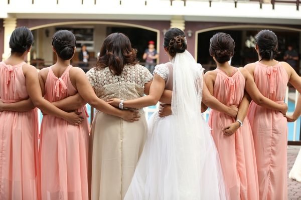 pairing bridesmaids and groomsmen