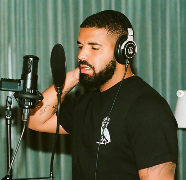 Someone Tries to Get Drake to Perform at Wedding, Singer Reportedly ...