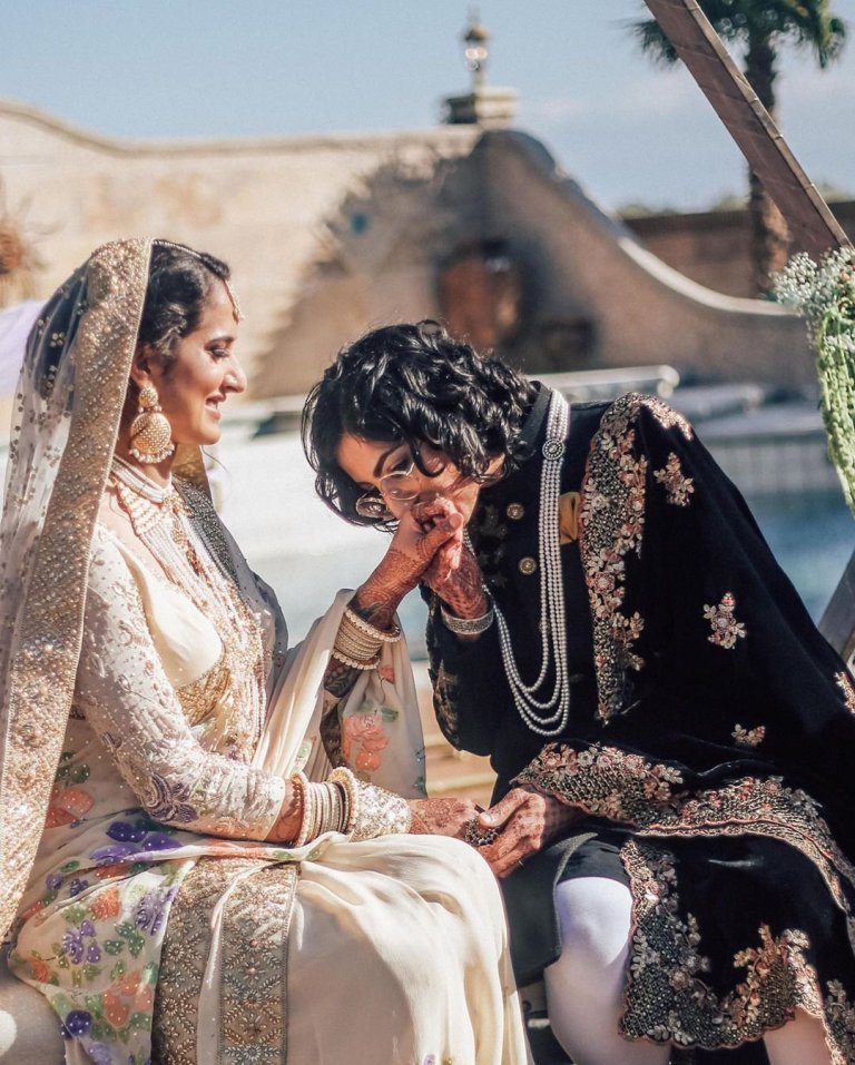 Indian Pakistani Lesbian Couple Goes Viral For Beautiful Photos In Traditional Wedding Outfits